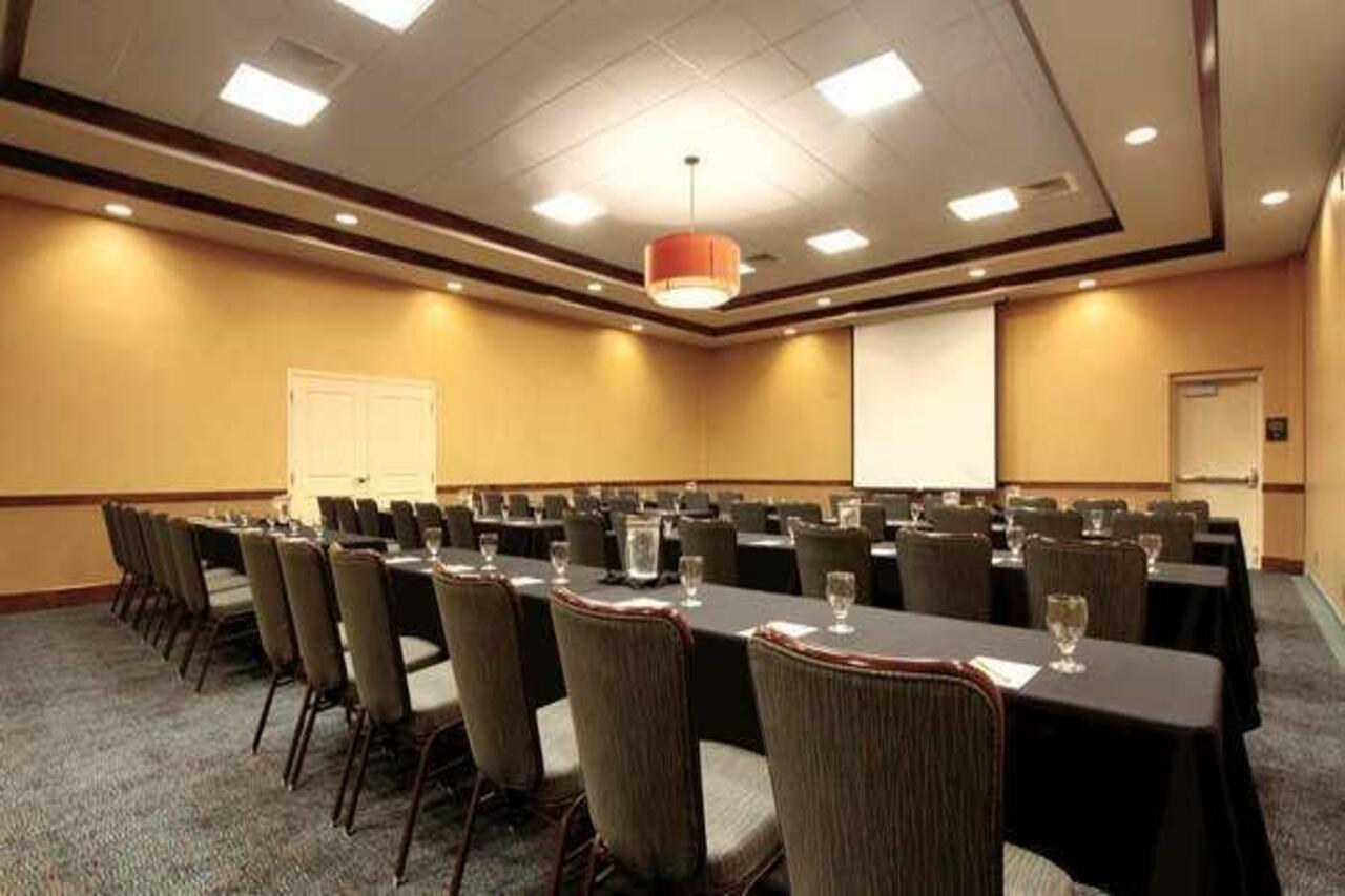 Hilton Garden Inn Oklahoma City/Bricktown Екстериор снимка