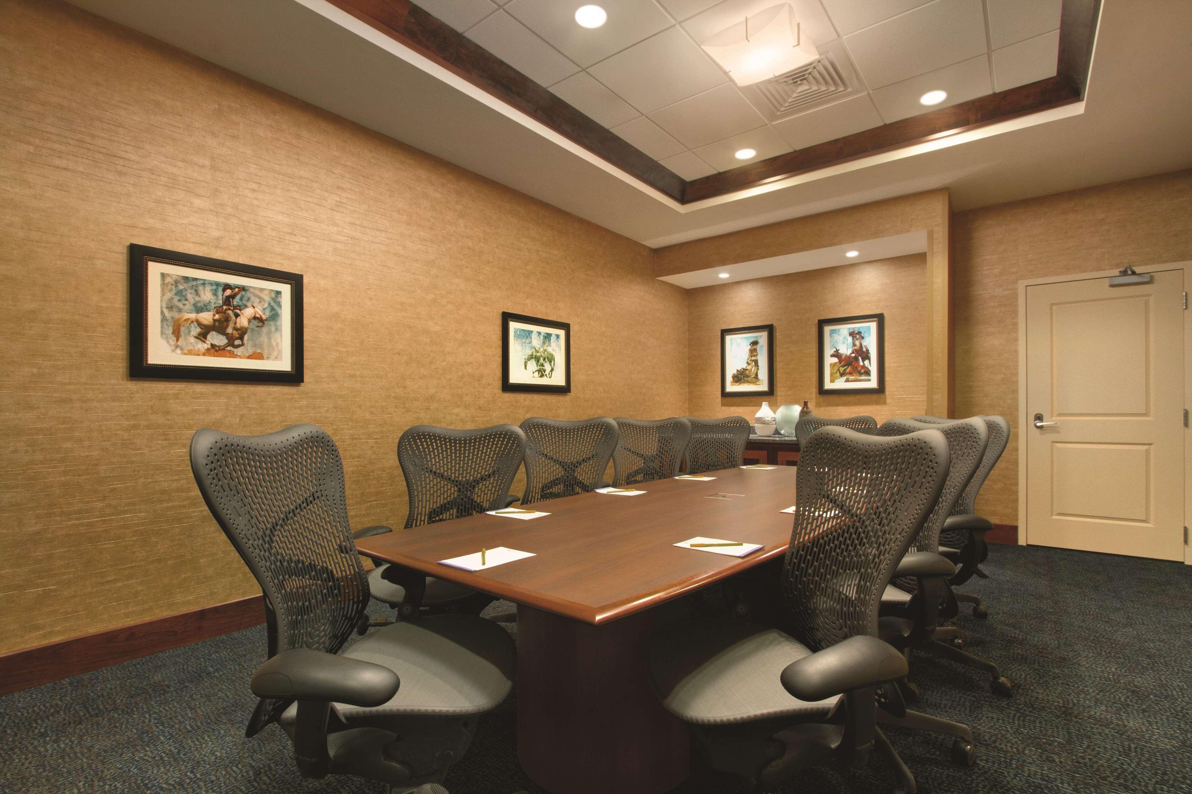 Hilton Garden Inn Oklahoma City/Bricktown Екстериор снимка